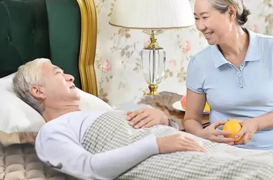 nên dùng đệm hơi chống loét thay vì đệm nước